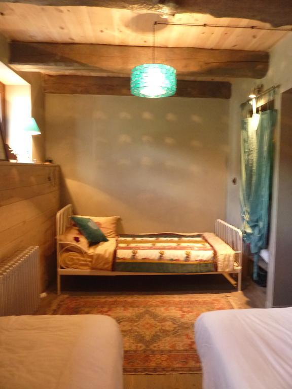La Borda Del Zarrastiecho Villa Sallent De Gallego Bilik gambar