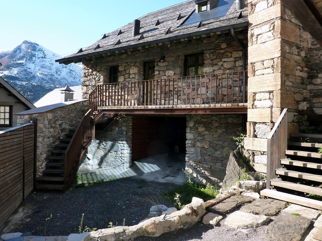 La Borda Del Zarrastiecho Villa Sallent De Gallego Bilik gambar