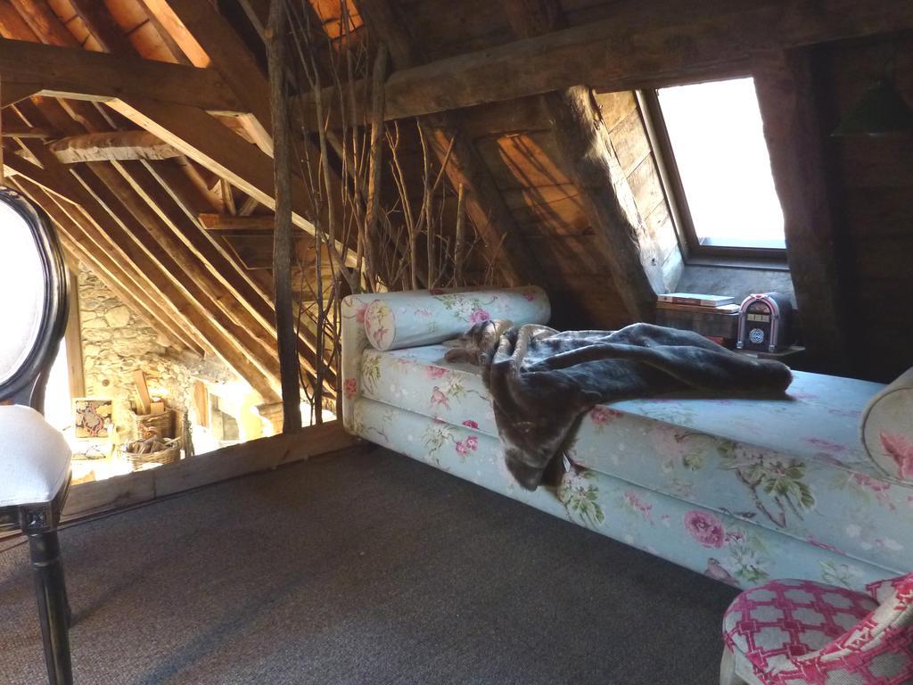 La Borda Del Zarrastiecho Villa Sallent De Gallego Bilik gambar